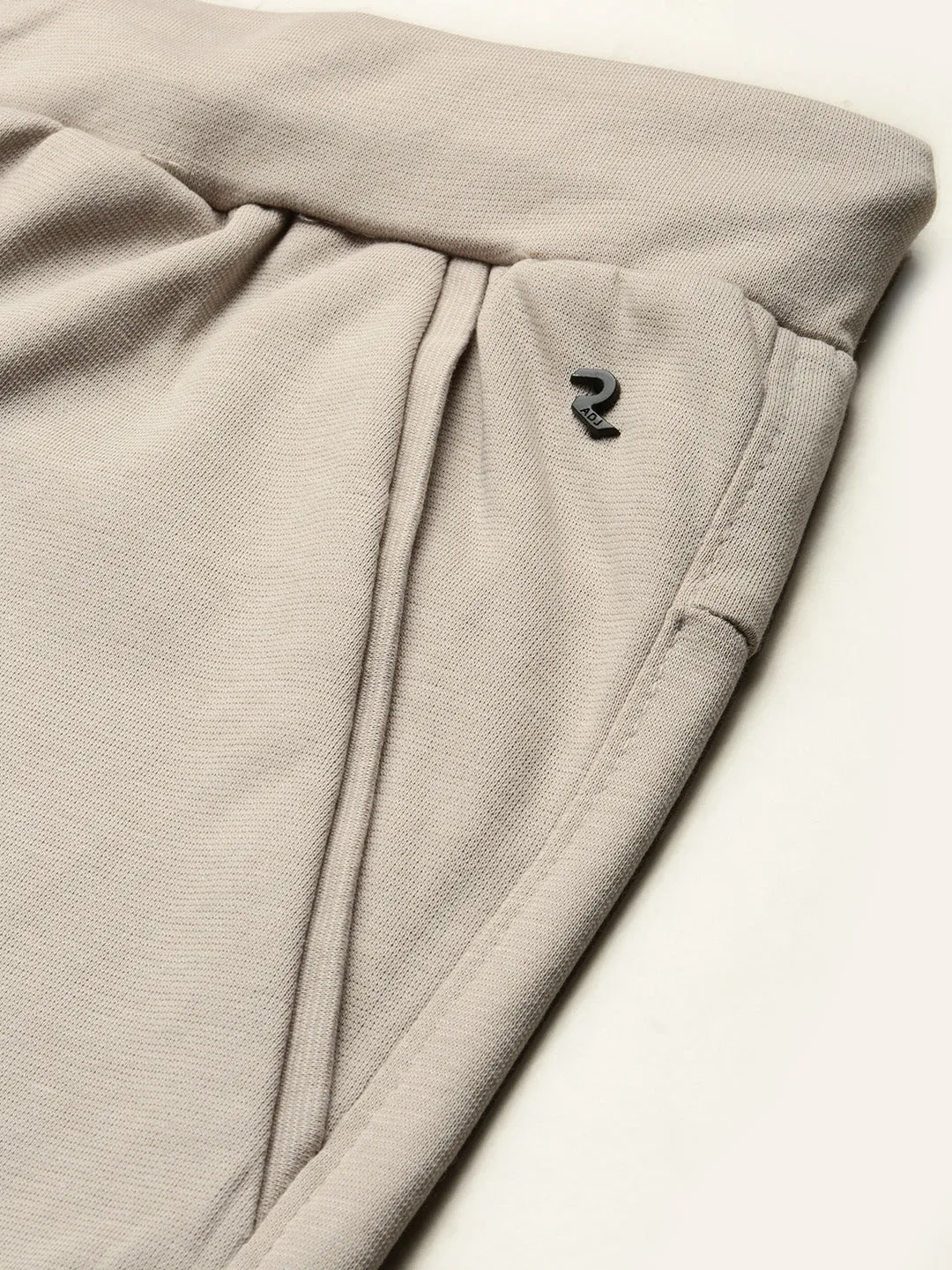 Men Beige Typography Printed Mid-Rise Sports Shorts