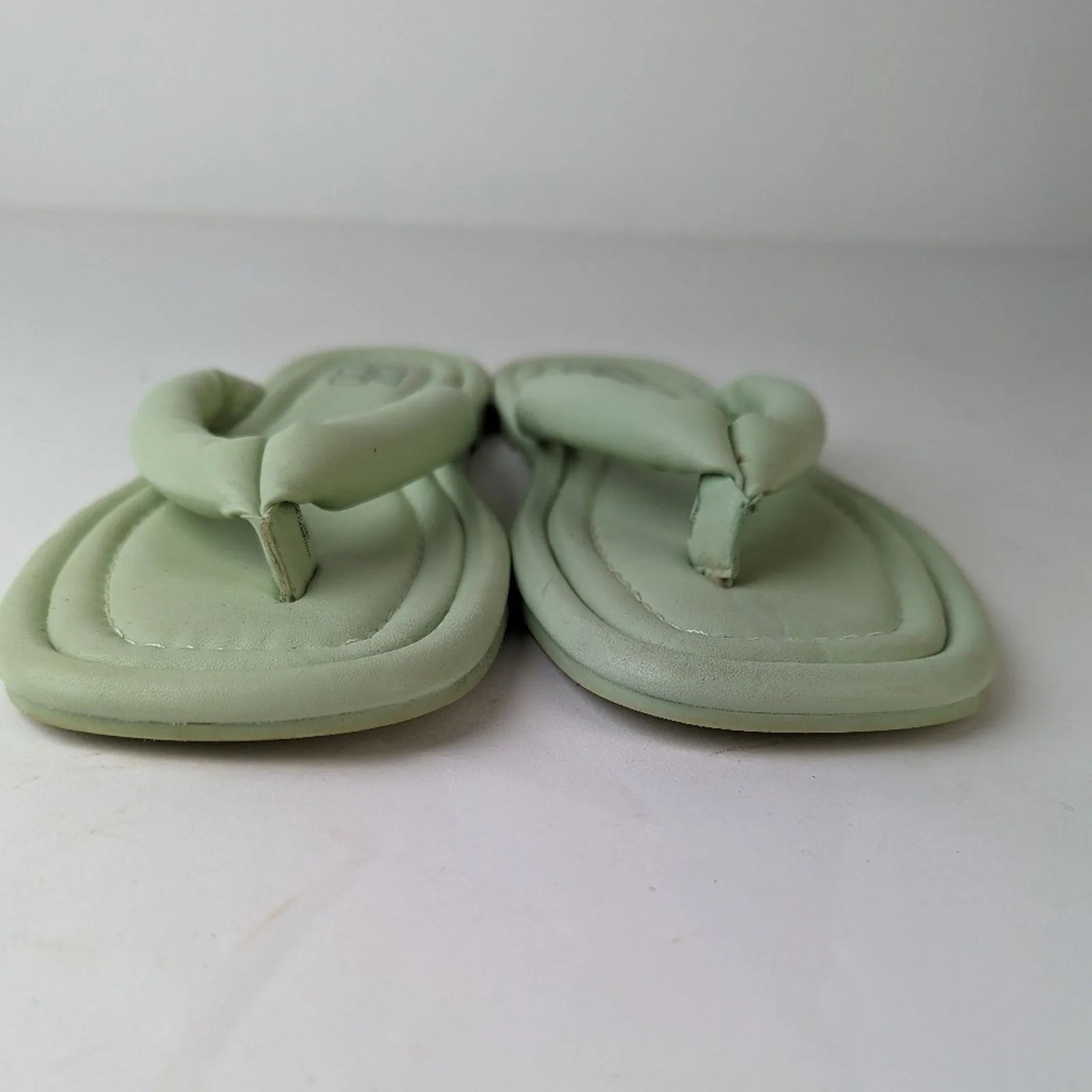 No Boundaries Puffy Flip Flops - 7